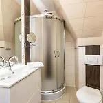 Dworek Pod Giewontem - Jacuzzi & Sauna Bed & Breakfast 4*