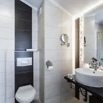 Bed & Breakfast Dworek Pod Giewontem - Jacuzzi & Sauna