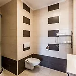Bed & Breakfast Dworek Pod Giewontem - Jacuzzi & Sauna 4*