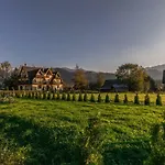Dworek Pod Giewontem - Jacuzzi & Sauna Bed & Breakfast