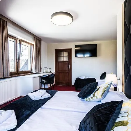 Dworek Pod Giewontem - Jacuzzi & Sauna ベッド・アンド・ブレックファスト コシチェリスコ