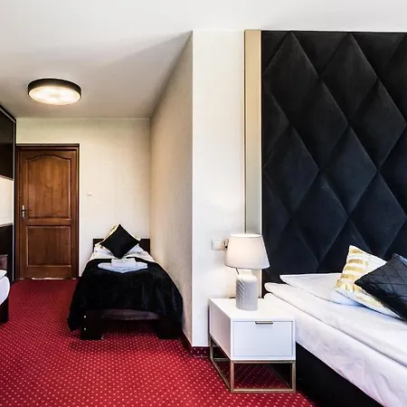 Bed & Breakfast Dworek Pod Giewontem - Jacuzzi & Sauna