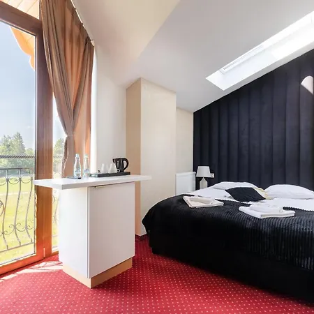 Bed and breakfast Dworek Pod Giewontem - Jacuzzi & Sauna 4*