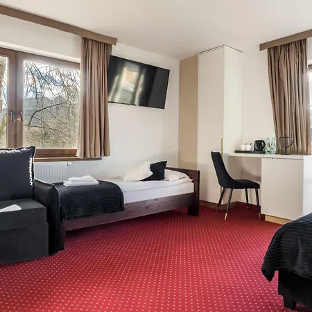 ベッド・アンド・ブレックファスト Dworek Pod Giewontem - Jacuzzi & Sauna