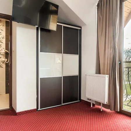 Bed & Breakfast Dworek Pod Giewontem - Jacuzzi & Sauna Kościelisko