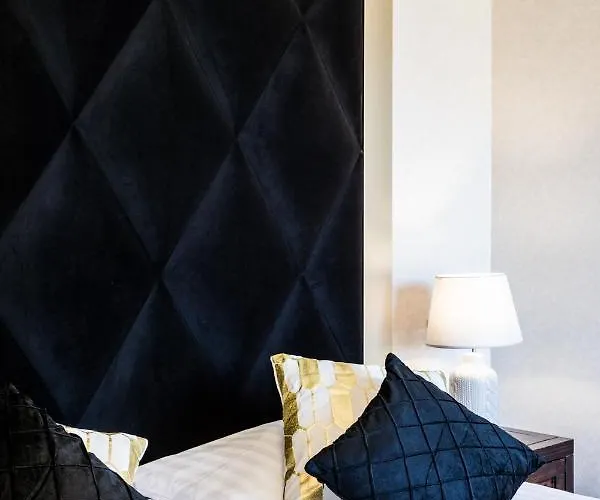 Frühstückspension Dworek Pod Giewontem - Jacuzzi & Sauna 4*