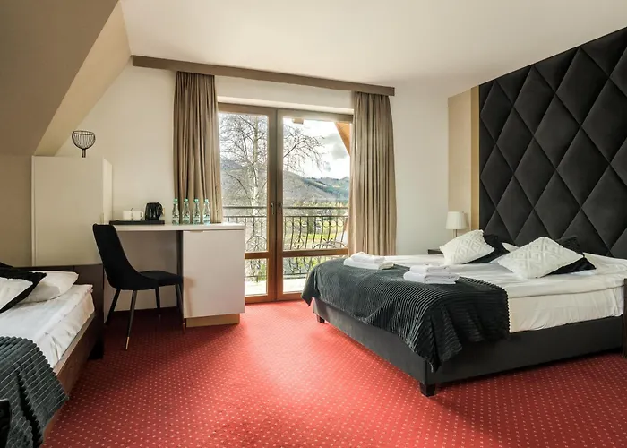 Dworek Pod Giewontem - Jacuzzi & Sauna Frühstückspension 4*