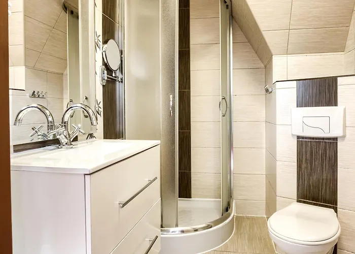 Frühstückspension Dworek Pod Giewontem - Jacuzzi & Sauna Kościelisko